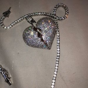 18” Tennis chain & Broken Heart Pendant